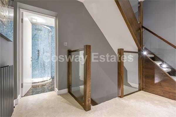 St Marys Crescent, NW4